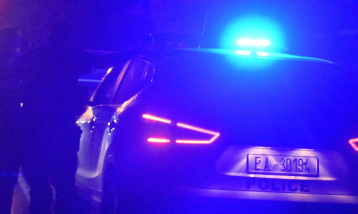 Γλυφάδα: Έδειραν και μαχαίρωσαν 19χρονο για να του κλέψουν το κινητό