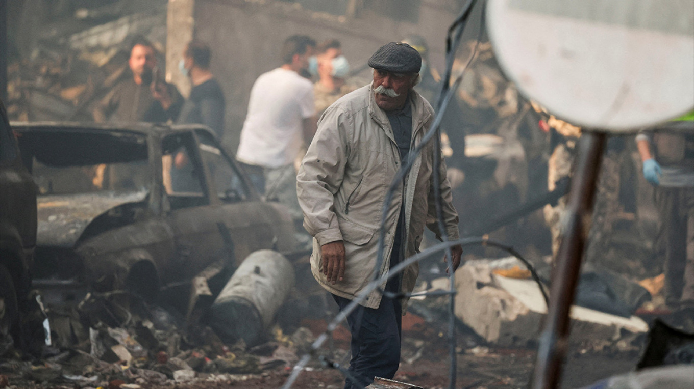 «Εμπλοκή» με την εκεχειρία - Έκλεισαν ξανά τα Στενά του Ορμούζ-Το Ιράν δεν πάει στις συνομιλίες χωρίς εκεχειρία στον Λίβανο