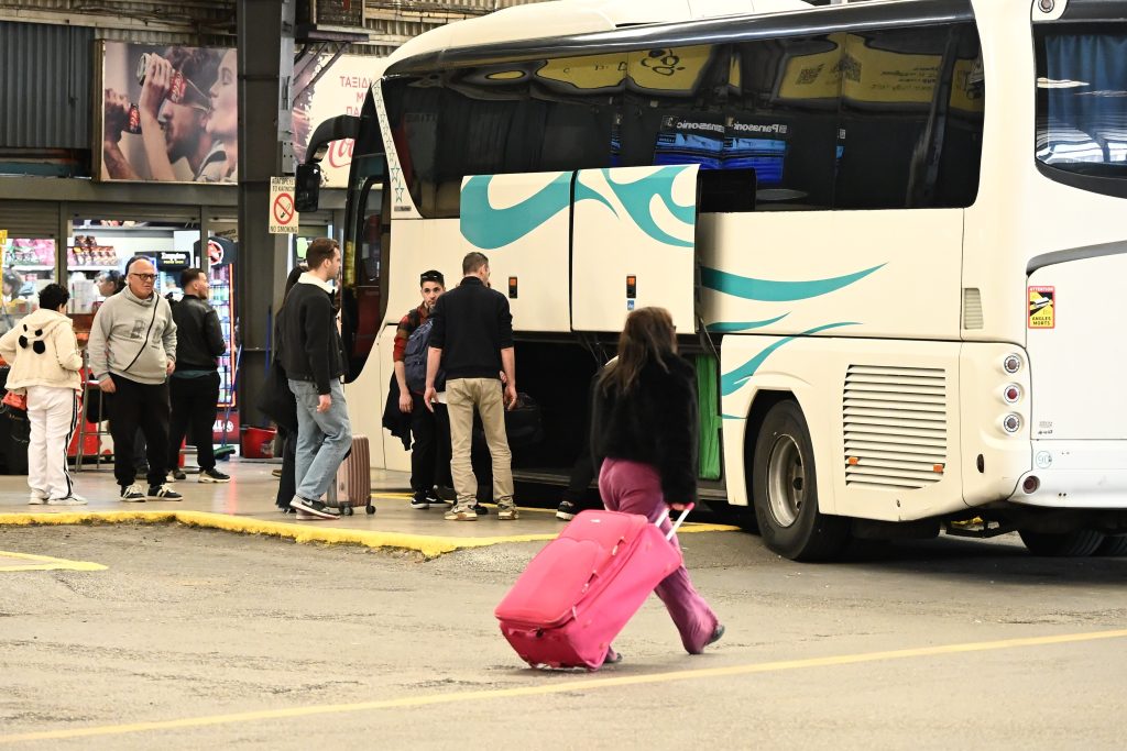 Σχεδόν 100% πληρότητα στα ΚΤΕΛ Κηφισού και Λιοσίων – Δημοφιλείς προορισμοί Ήπειρος, Αιτωλοακαρνανία και Θεσσαλία