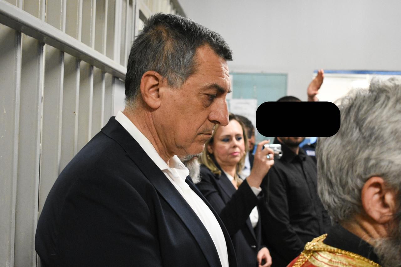 Στον Επιτάφιο στις φυλακές Λάρισας ο περιφερειάρχης