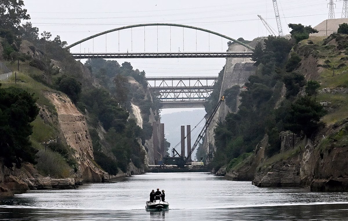 Συγκλονίζει ο θάνατος της 17χρονης από το Ψυχικό – Το σημείωμα που άφησε στο σπίτι της