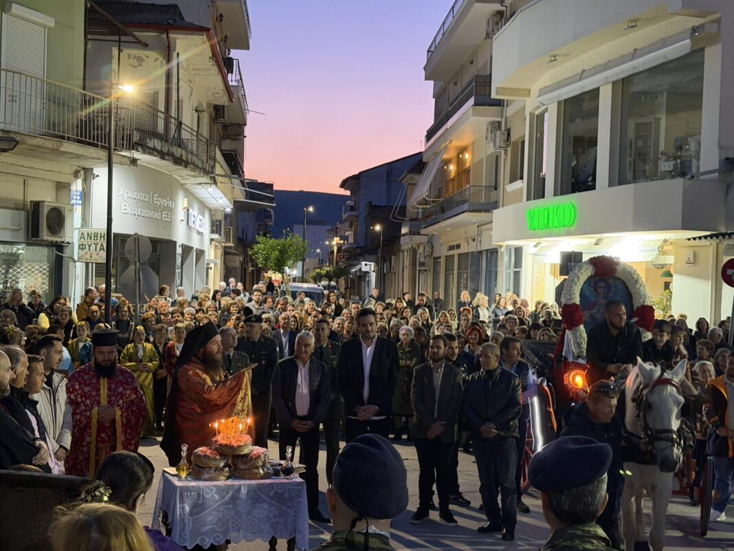 Περοφορά της εικόνας του Αγίου Γεωργίου με άλογα και στον Τύρναβο