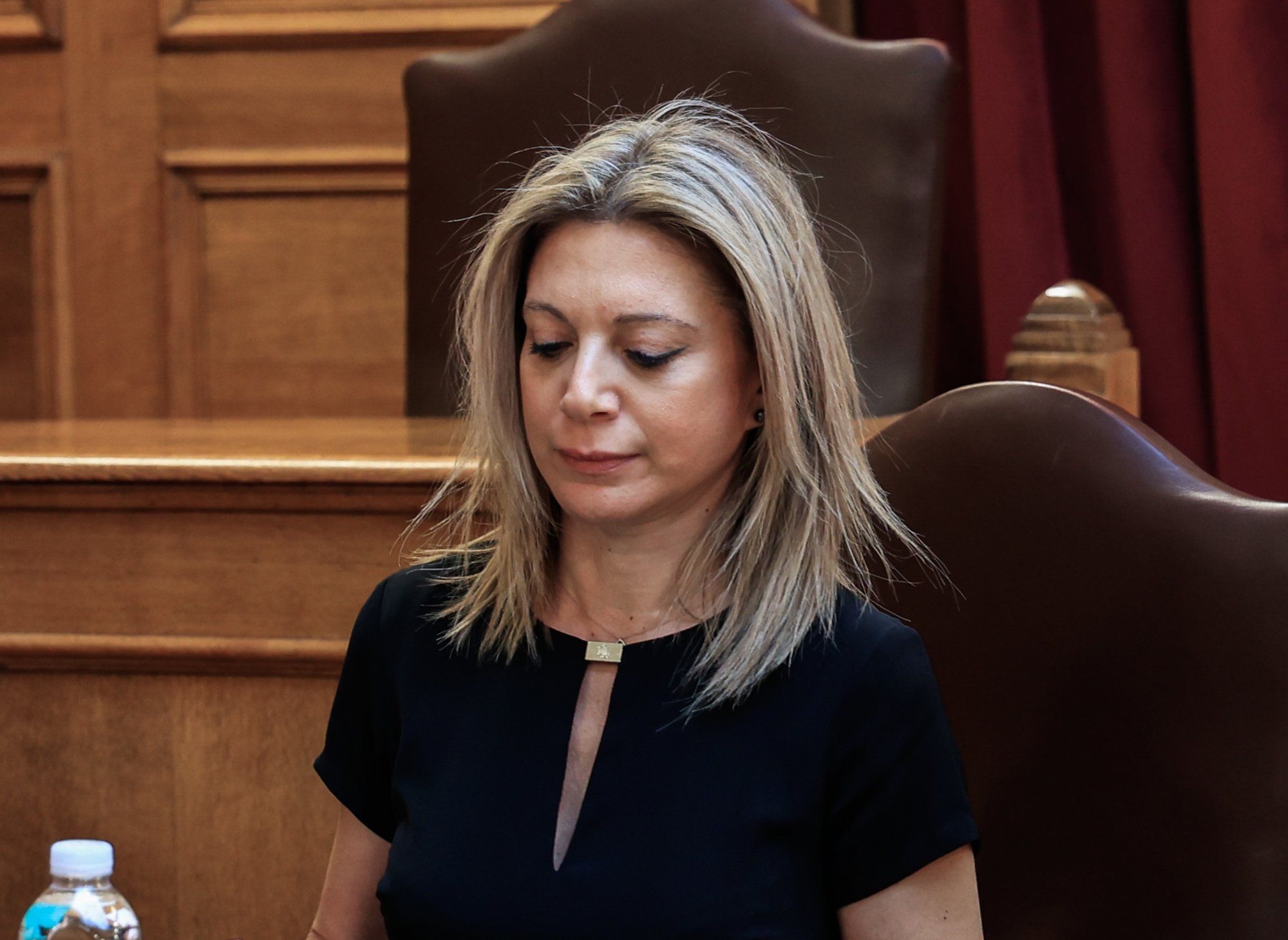 Η Μαρία Καρυστιανού προαναγγέλλει κόμμα μέσα στον Μάιο και καταγγέλλει προσπάθειες εξαγοράς