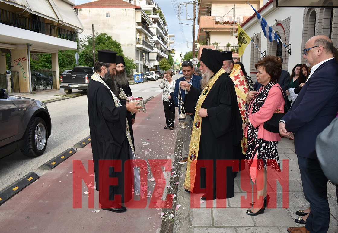 Με λαμπρότητα η υποδοχή της Τίμιας Κάρας του Αγίου Στυλιανού στην Καρδίτσα (ΦΩΤΟ)