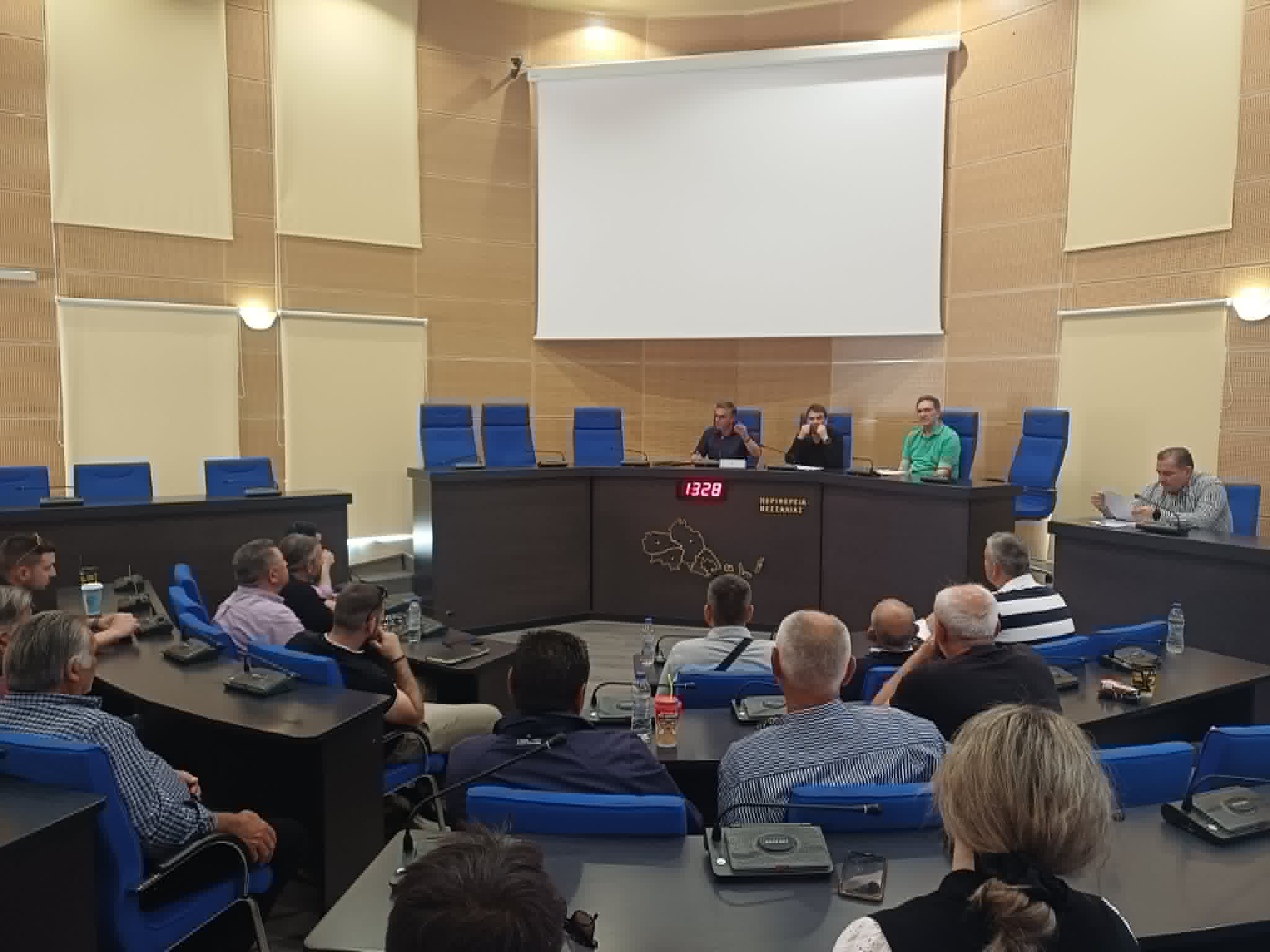 Θεσσαλία: Στο επίκεντρο η μετακίνηση κτηνοτρόφων σε ενημερωτική εκδήλωση της Περιφέρειας (ΦΩΤΟ)
