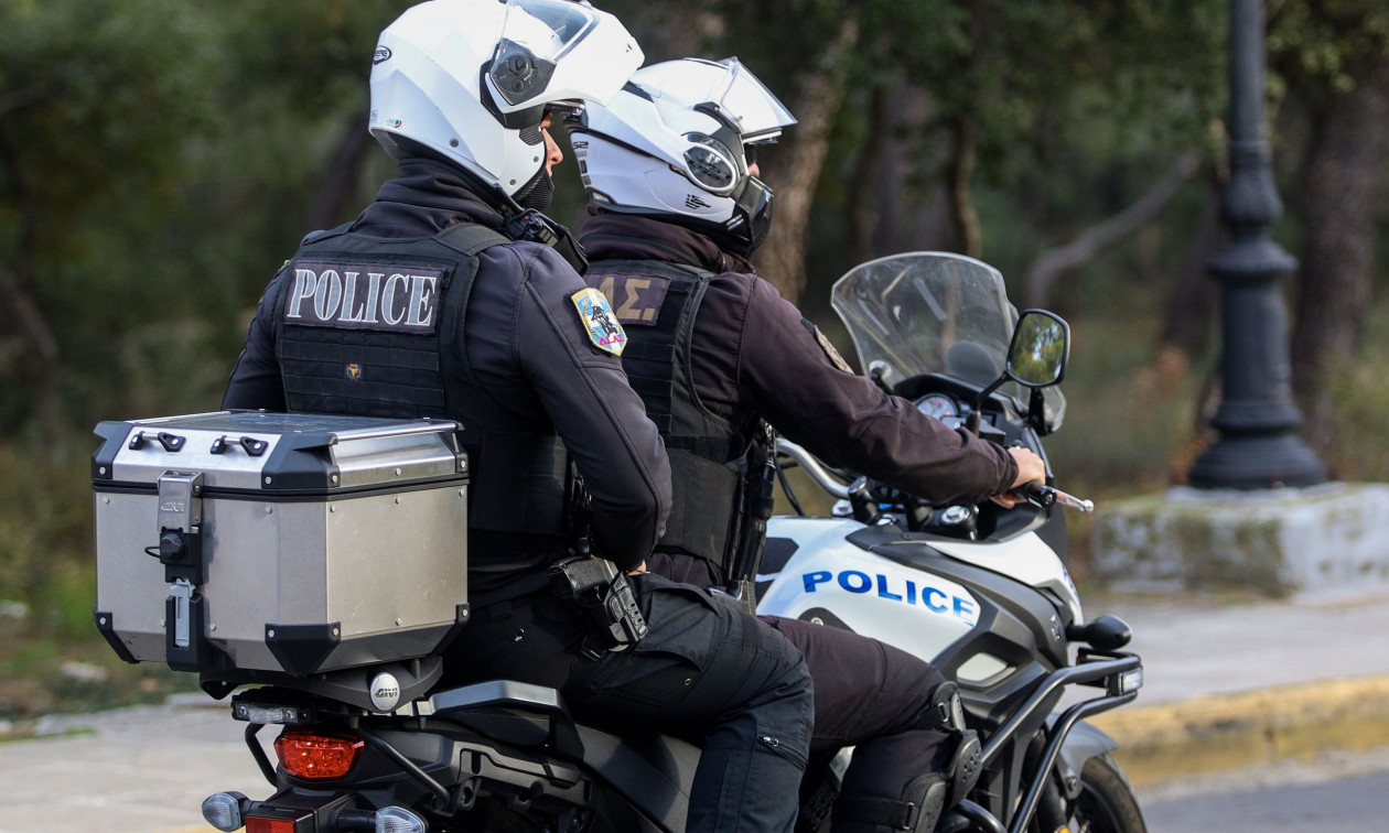 Λιόσια: Δύο τραυματίες αστυνομικοί από επίθεση 80 Ρομά έπειτα από καταδίωξη