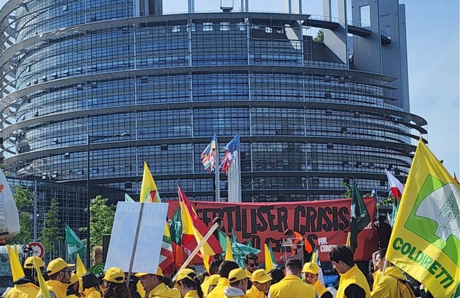 Άνθρακες το σχέδιο της Κομισιόν για τα λιπάσματα λένε τα αγροτικά λόμπι ΕΕ