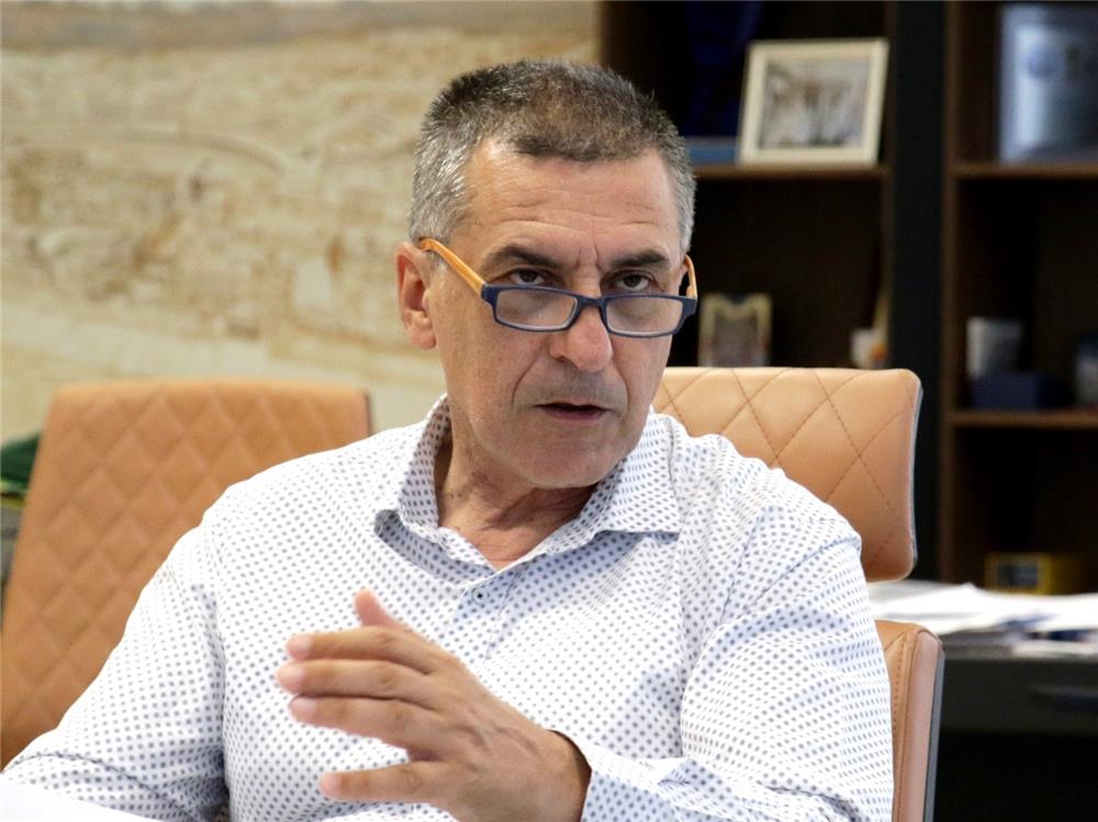 Η αναφορά του Δημήτρη Κουρετα στις δικές του πανελλαδικές εξετάσεις πριν 47 χρόνια και η συμβουλή του προς τους γονείς