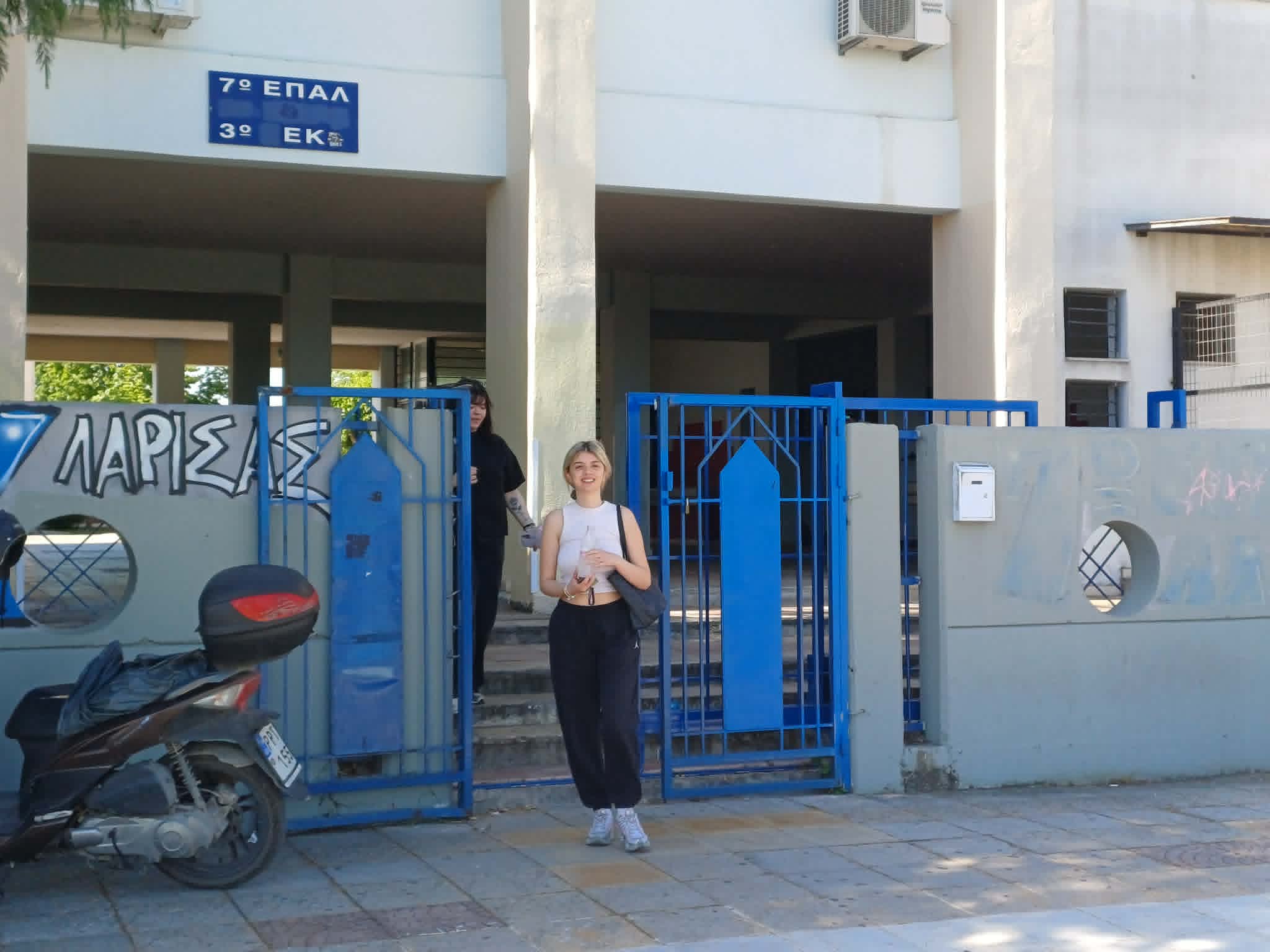 Πρεμιέρα Πανελλαδικών για τα ΕΠΑΛ στη Λάρισα -  Στο 28% η αποχή (ΦΩΤΟ)