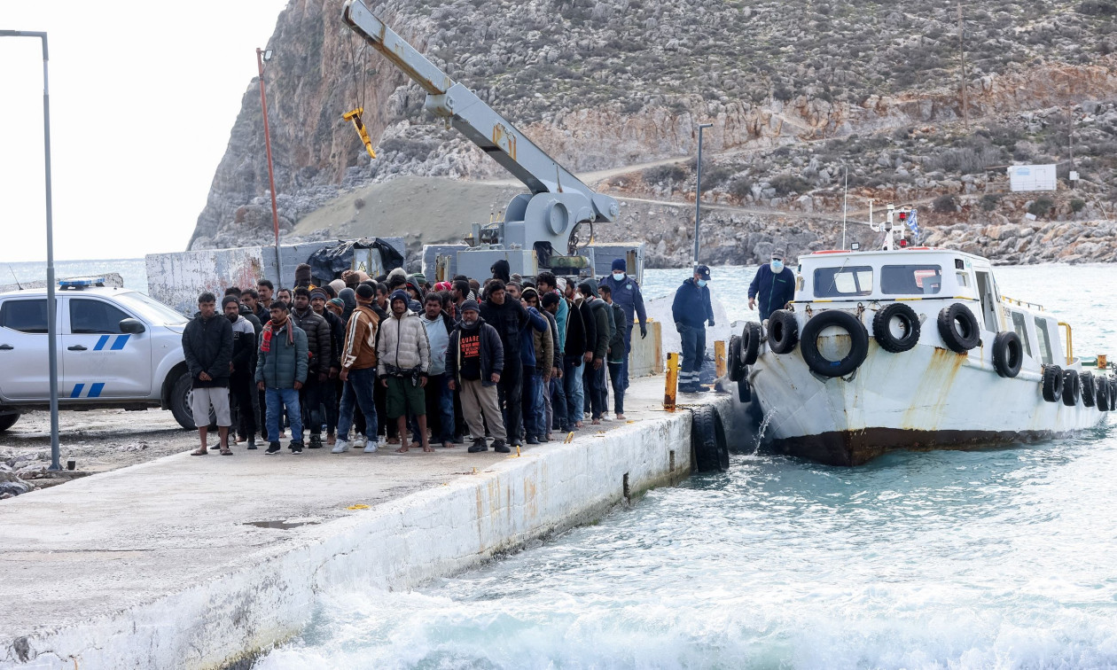 «Βουλιάζει» η Κρήτη από το επαναλαμβανόμενα μεταναστευτικά κύματα - Σχεδόν 300 σε ένα 24ωρο