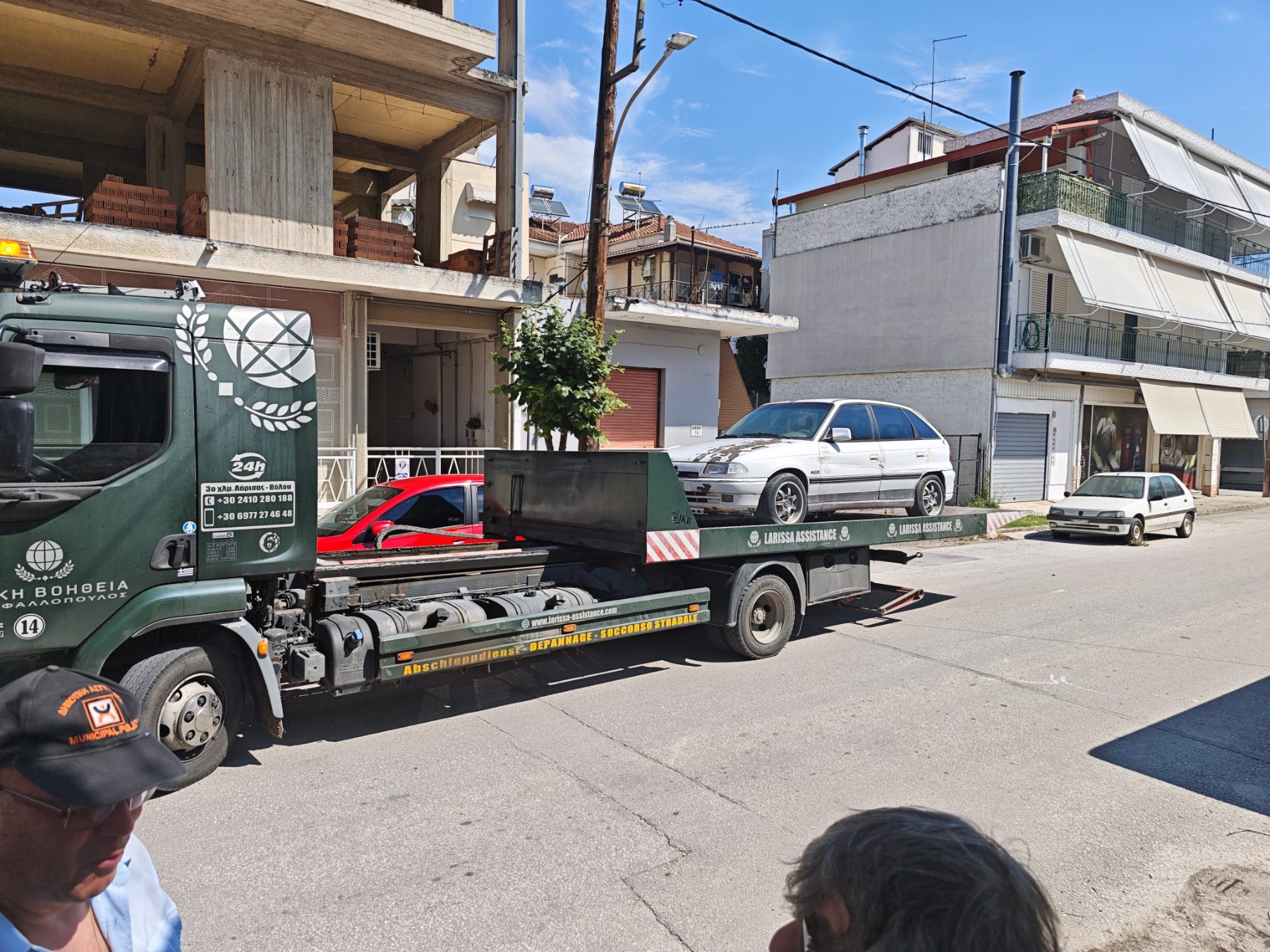Δήμος Λαρισαίων: Νέα επιχείρηση απομάκρυνσης εγκαταλελειμμένων οχημάτων