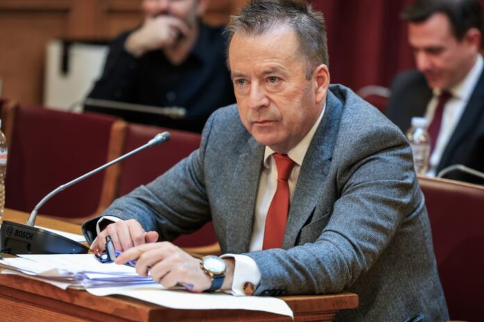 Κόκκαλης: «Η κυβερνητική αδράνεια κρατά τους Έλληνες αγρότες μακριά από την εποχή των drones»