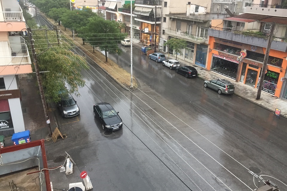 Τακούδης: Δυνατή βροχή αύριο το απόγευμα στη Λάρισα με πιθανότητα χαλαζιού
