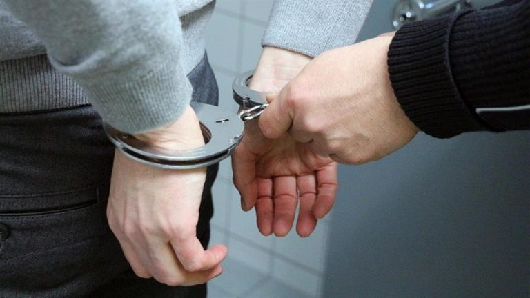 Τρεις συλλήψεις στον Βόλο για κατοχή μικροποσοτήτων ναρκωτικών