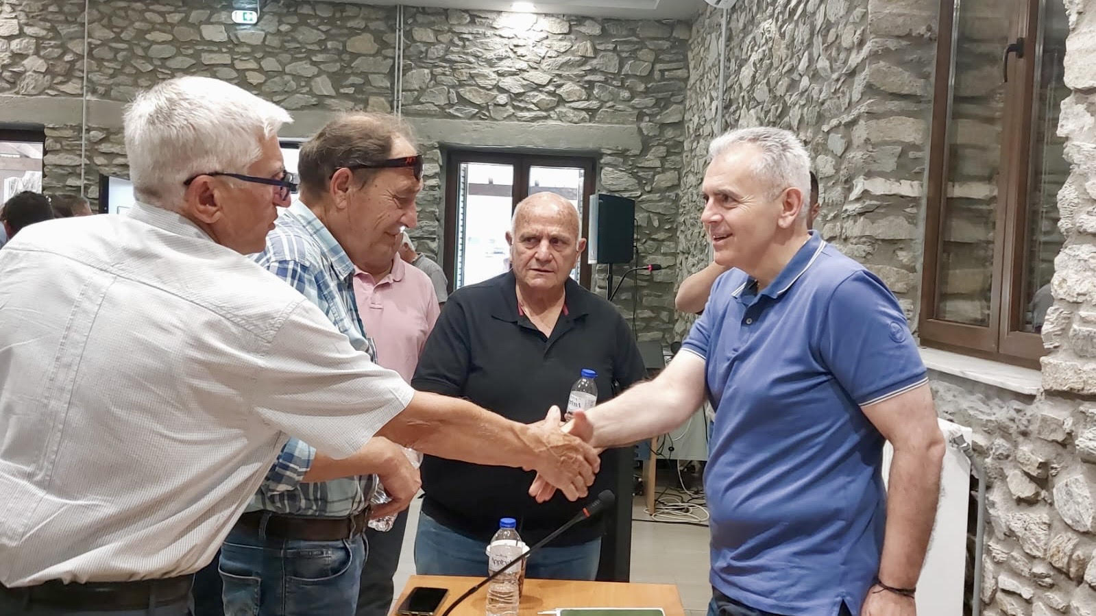 Χαρακόπουλος προς ΥπΑΑΤ: Θα καταβληθεί το υπόλοιπο 50% του de minimis στους μηλοπαραγωγούς Ελασσόνας;