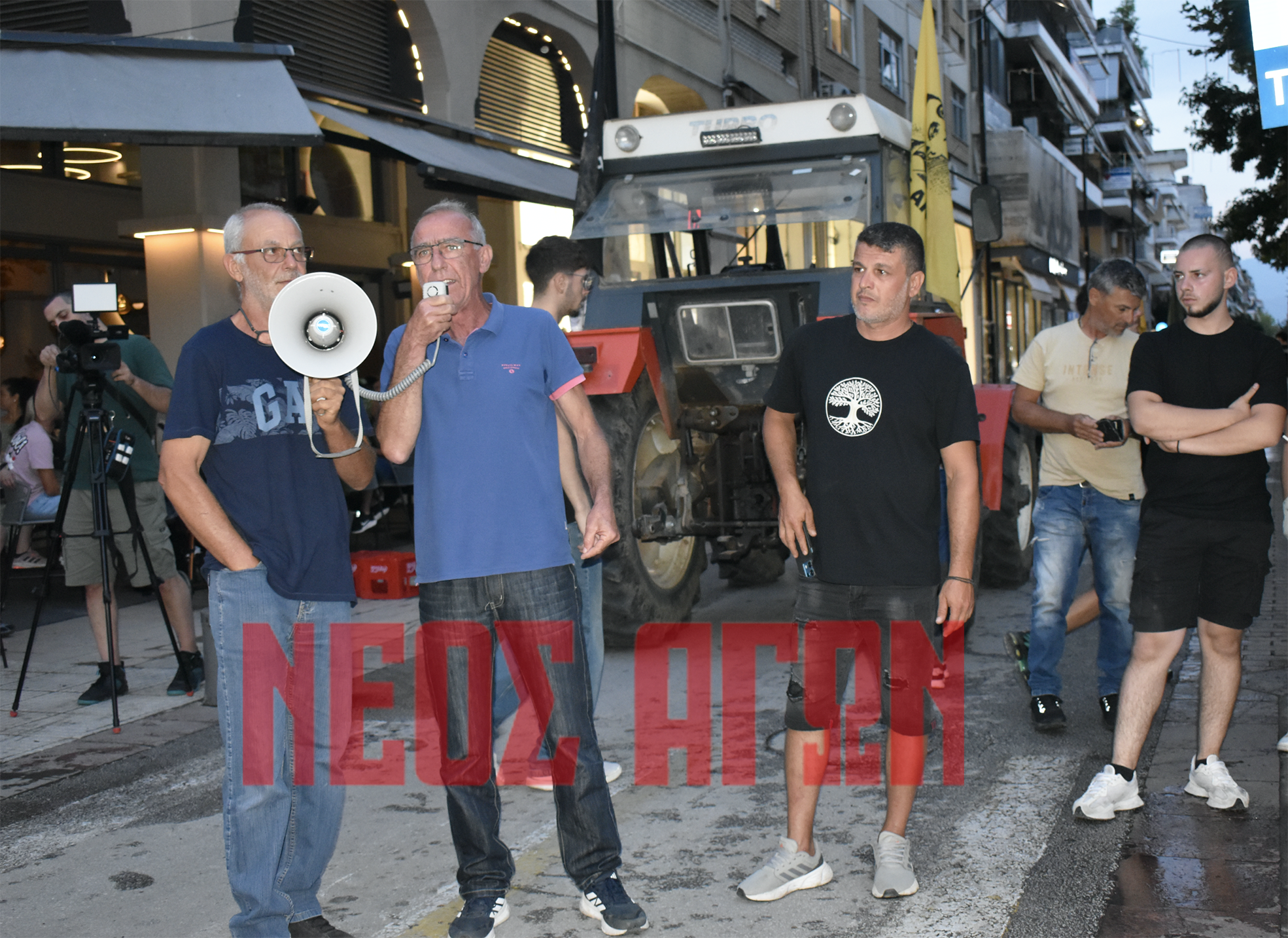 Μήνυμα συνέχισης του αγώνα τους έστειλαν αγρότες και κτηνοτρόφοι της Καρδίτσας με μηχανοκίνητη πορεία (ΦΩΤΟ - ΒΙΝΤΕΟ)