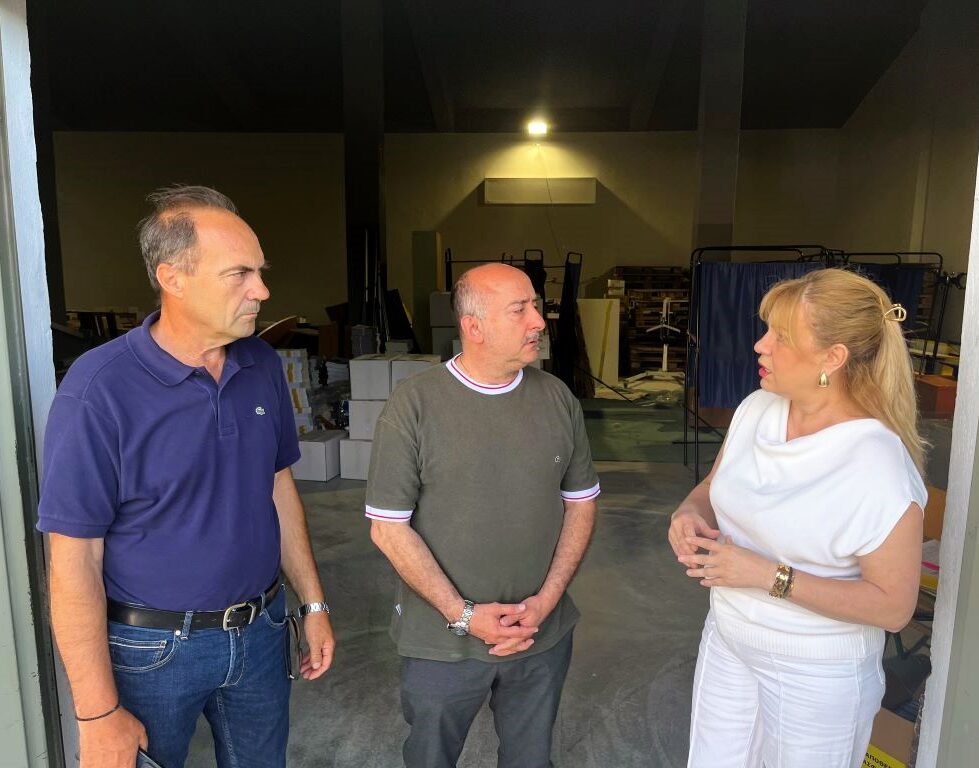 Στήριξη πλημμυροπαθών οικογενειών του Δ. Τρικκαίων από την Ένωση Ελλήνων Εφοπλιστών