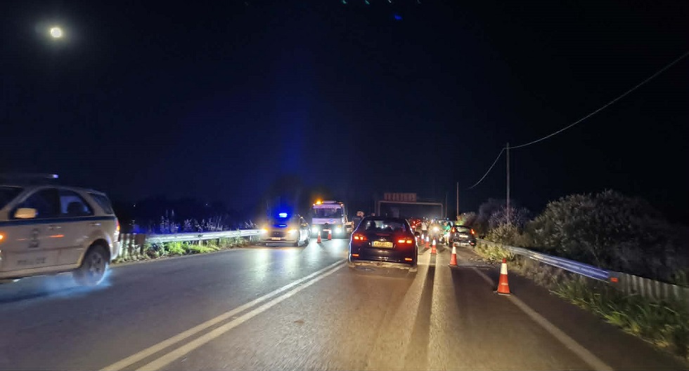 Ουρές χιλιομέτρων λόγω τροχαίου στην παλιά Λάρισας- Θεσσαλονίκης στη Γυρτώνη-3 τραυματίες