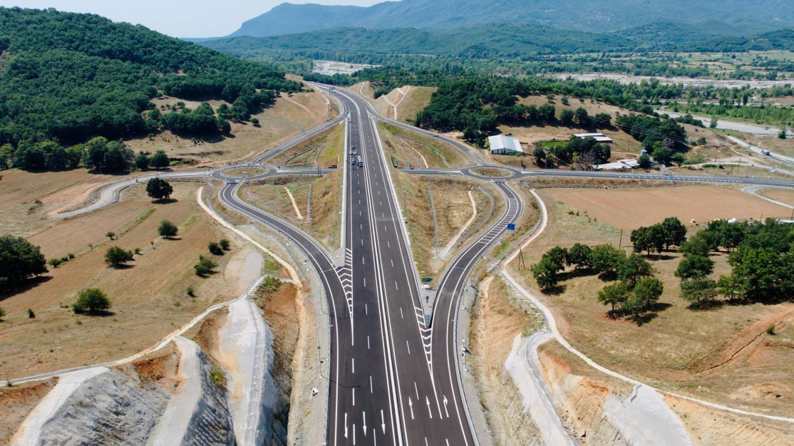 ΕΛΛΑΔΑ - Λαμία-Πάτρα σε μόλις 1,5 ώρα -Πότε θα είναι έτοιμος ο νέος αυτοκινητόδρομος που ενώνει την Κεντρική με τη Δυτική Ελλάδα