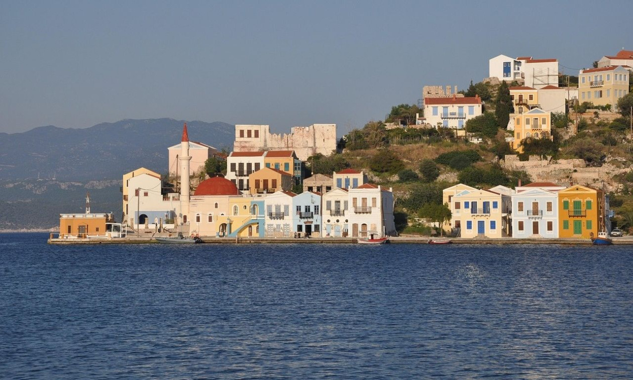 Καστελόριζο: Συνελήφθη ο αγροτικός γιατρός - «Το νησί δεν θα μείνει ακάλυπτο», λέει ο Γεωργιάδης