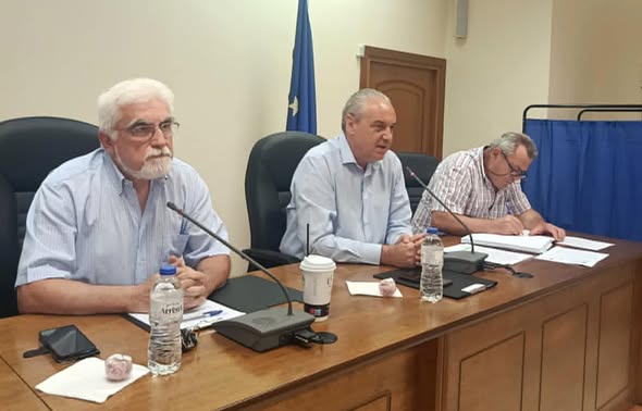 Επανεξελέγη πρόεδρος στο Δημοτικό Συμβούλιο Ελασσόνας ο Γιάννης Καριπίδης