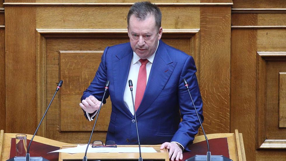 Στη Βουλή η καταγγελία για την τουρκική «Feta» – Ο Κόκκαλης ζητά εξηγήσεις για την κυβερνητική στάση