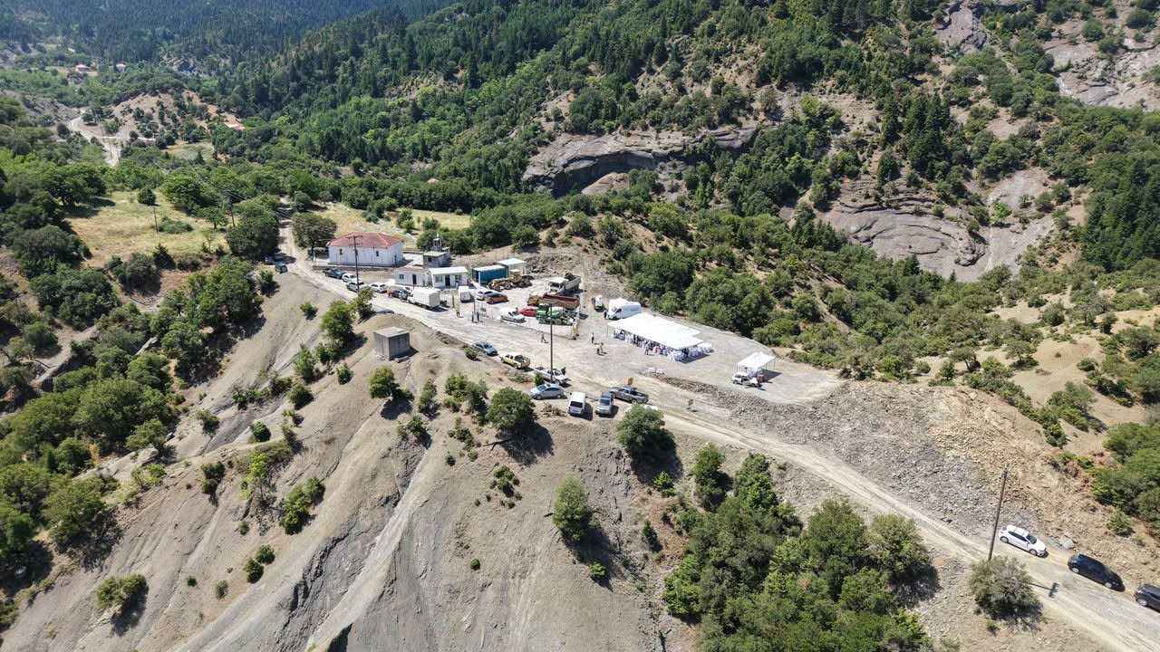 Ο Δημ. Κουρέτας για το δρόμο Θεσσαλίας- Αρτας στα Βραγκιανά Αργιθέας. Τι είπε στα 4 παιδιά που πάνε σχολείο Ο Δημ. Κουρέτας για το δρόμο Θεσσαλίας- Αρτας στα Βραγκιανά Αργιθέας. Τι είπε στα 4 παιδιά που πάνε σχολείο