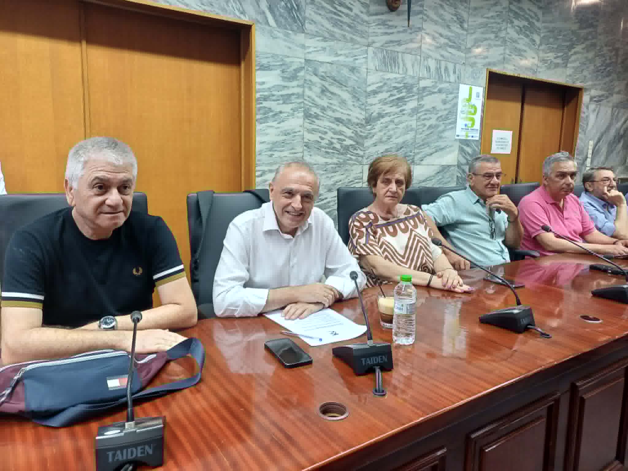Συμπαράταξη : «Όταν η πραγματικότητα διαψεύδει τις υποσχέσεις, αλλάζει το αφήγημα… Γιατί όχι και το μετρό, κ. Δήμαρχε;» Συμπαράταξη : «Όταν η πραγματικότητα διαψεύδει τις υποσχέσεις, αλλάζει το αφήγημα… Γιατί όχι και το μετρό, κ. Δήμαρχε;»