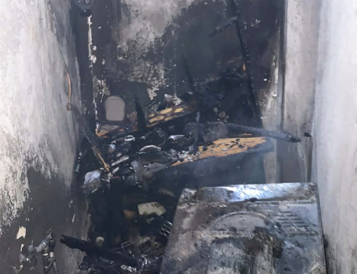 Κατασβέστηκε πυρκαγιά σε κτίριο στον Παλαμά (ΦΩΤΟ)