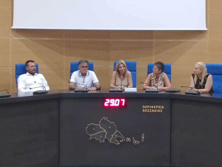 Επαφές Μ. Καρυστιανού με φορείς και πολίτες της Λάρισας