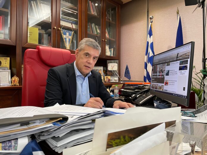 Αγοραστός: Η ιστορία δεν γράφεται με χαρακτηρισμούς, γράφεται με έργα