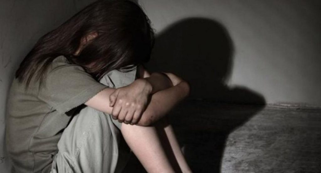 Λάρισα: Στο εδώλιο 41χρονος για τον βιασμό της 9χρονης θετής κόρης του μετά από βούλευμα Λάρισα: Στο εδώλιο 41χρονος για τον βιασμό της 9χρονης θετής κόρης του μετά από βούλευμα