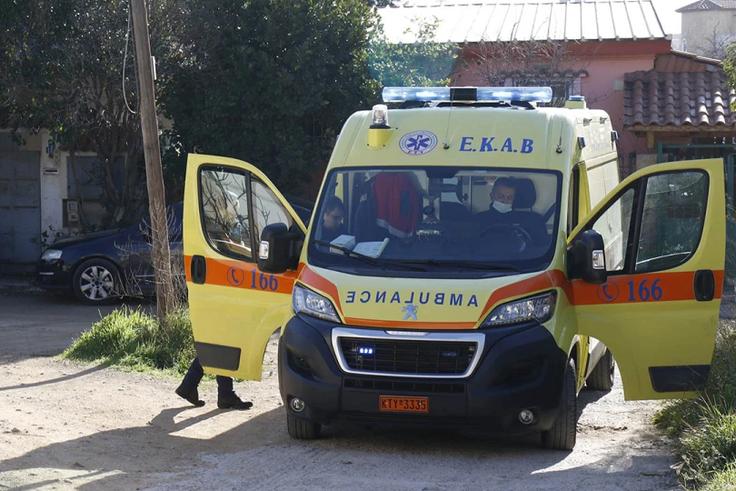 Σοκ στη Λάρισα: Άνδρας βρέθηκε νεκρός πάνω στο τιμόνι του αυτοκινήτου του στην περιοχή της Νεάπολης