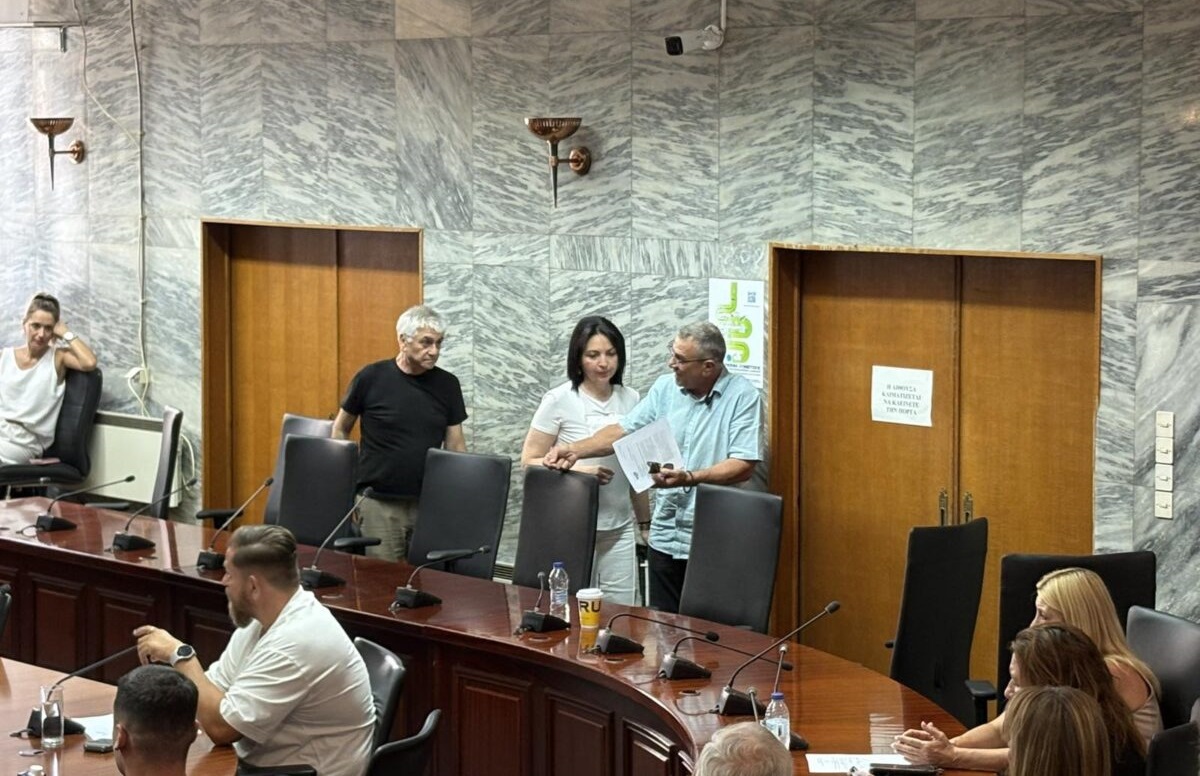 Συμπαράταξη Λαρισαίων: 5 εκατομμύρια ευρώ με τη διαδικασία του κατεπείγοντος!