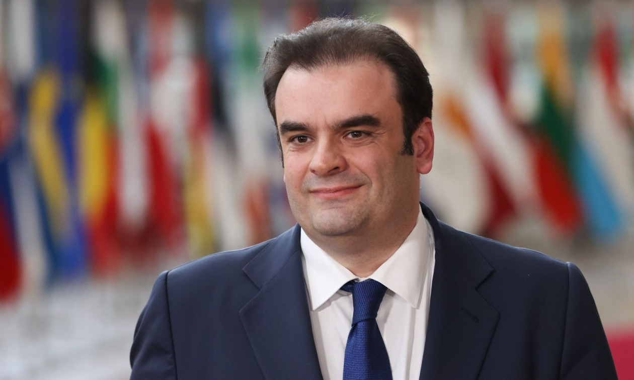 Ρήτρα διαφυγής για την ενέργεια: Υποβλήθηκε το αίτημα για την ενεργοποίηση της - Επενδύσεις 1 δισ. ως το 2028 Ρήτρα διαφυγής για την ενέργεια: Υποβλήθηκε το αίτημα για την ενεργοποίηση της - Επενδύσεις 1 δισ. ως το 2028