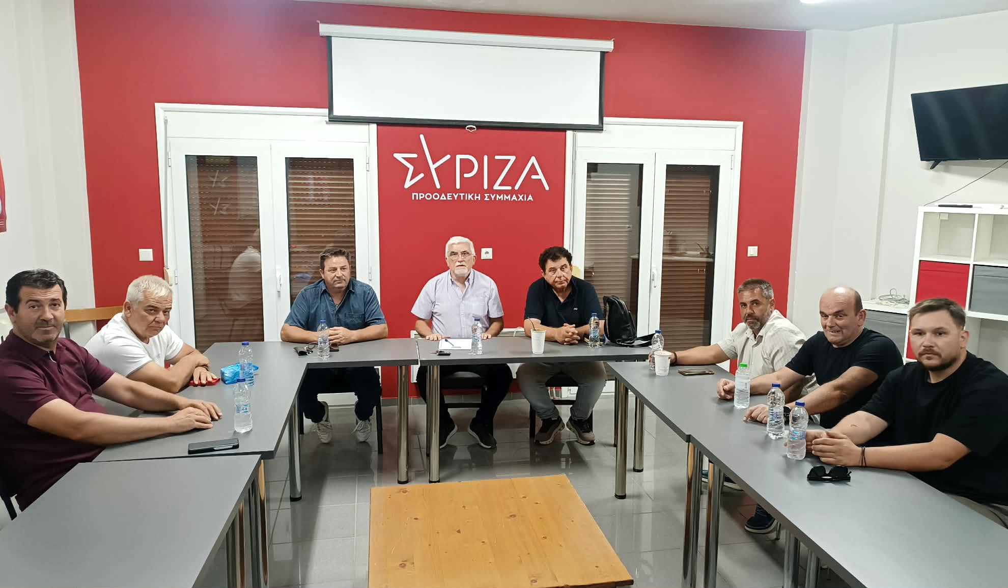 Για τα ζητήματα αγροτών και κτηνοτρόφων ενημερώθηκε διεξοδικά ο βουλευτής Λάρισας Γιάννης Καριπίδης