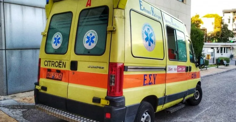 Τροχαίο έξω από τη Λάρισα με έναν τραυματία