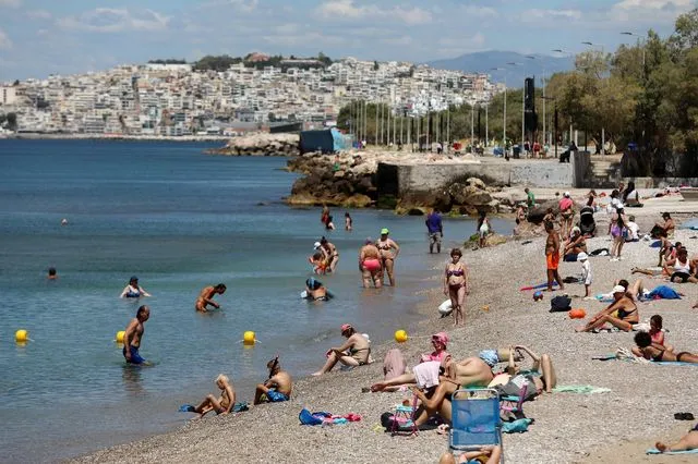 Πότε αναμένεται κορύφωση της ζέστης – Η πρόγνωση Κολυδά για τις επόμενες 15 ημέρες
