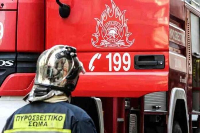 Πυρκαγιά στην Αργιθέα Κορωπίου – Μήνυμα από το 112 στους κατοίκους