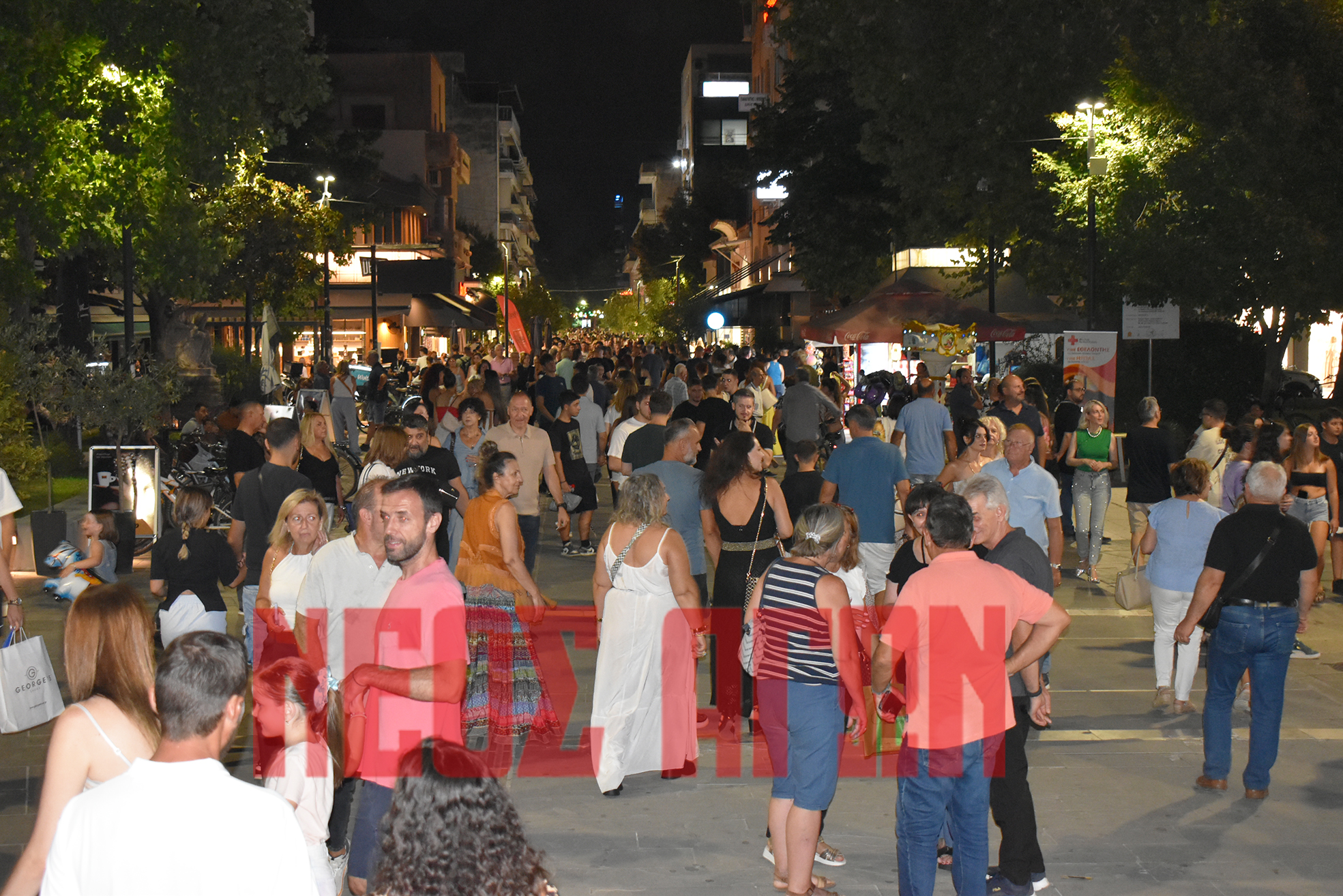 «Λευκή Νύχτα»: Τονωτική «ένεση» για την αγορά και τη… διάθεση των Καρδιτσιωτών κάτω από την Αυγουστιάτικη πανσέληνο