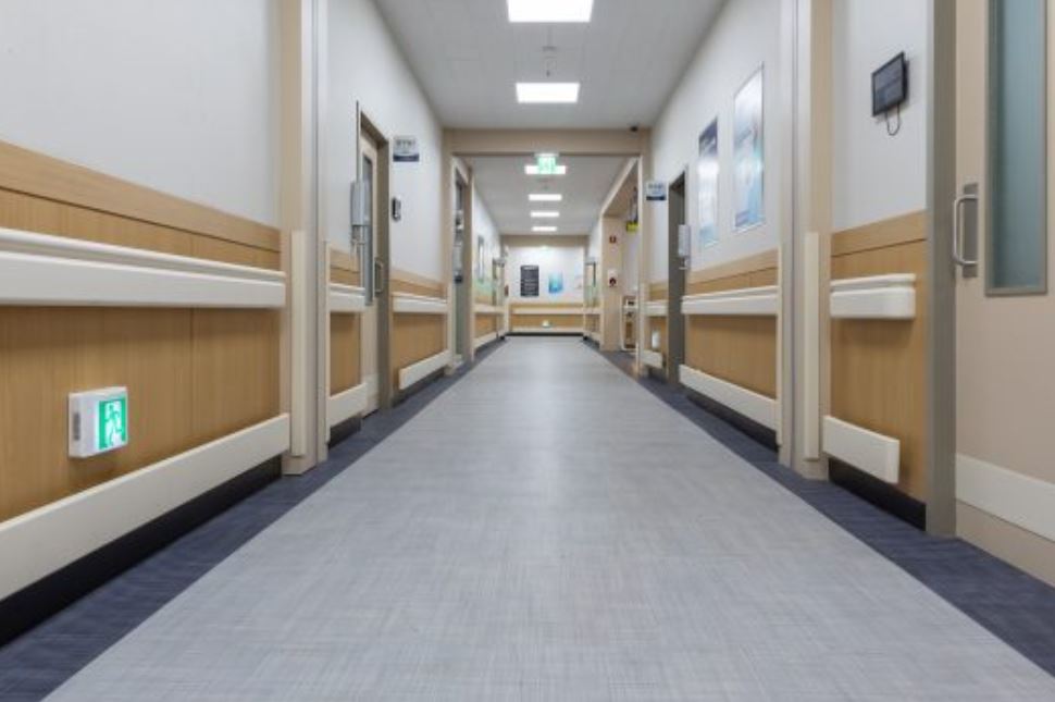 Μεσολόγγι: Νεκρός 48χρονος αναισθησιολόγος στο δωμάτιο εφημερίας