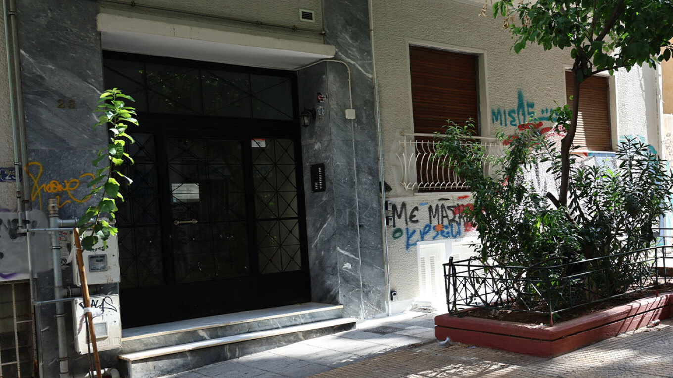 Εγκληματική ενέργεια ο θάνατος του βρέφους στην Κυψέλη: Το μαχαίρωσαν πάνω από 10 φορές