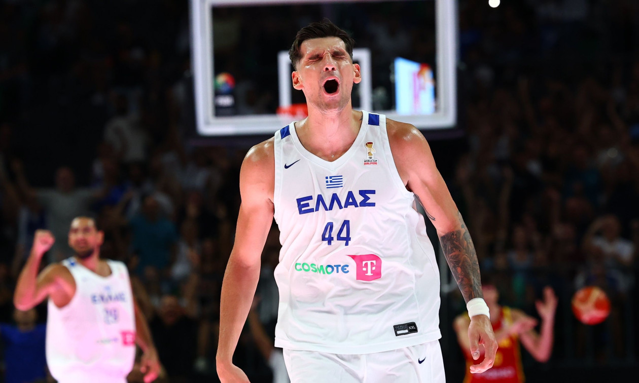 Η Εθνική πήρε το «θρίλερ» με την Ισπανία στην παράταση με βραδιά καριέρας από Μήτογλου και Ντόρσεϊ