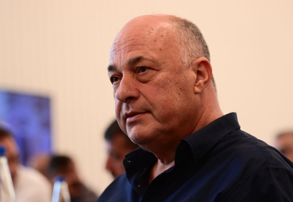Βαρύ πένθος για τον Αχιλλέα Μπέο: «Εφυγε» αιφνιδίως η μονάκριβη αδερφή του Βάσω