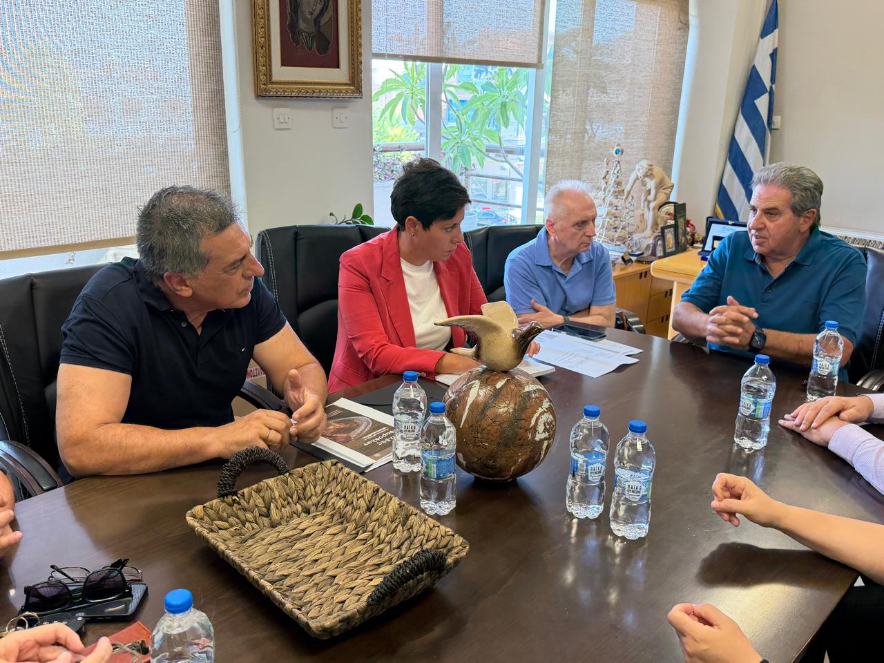 Κοινό μέτωπο Περιφέρειας και Δήμου για τον δρόμο Λάρισας – Φαρσάλων: «Να ξεκινήσουμε τώρα από τα πρώτα 12 χιλιόμετρα»