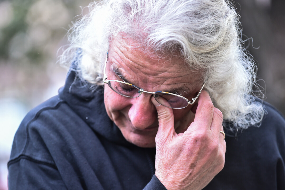 Υπόθεση Βασίλη Μάγγου: Απέβαλαν τον πατέρα του από τη δίκη – «Καταγγέλλω τα ψέματά σας»