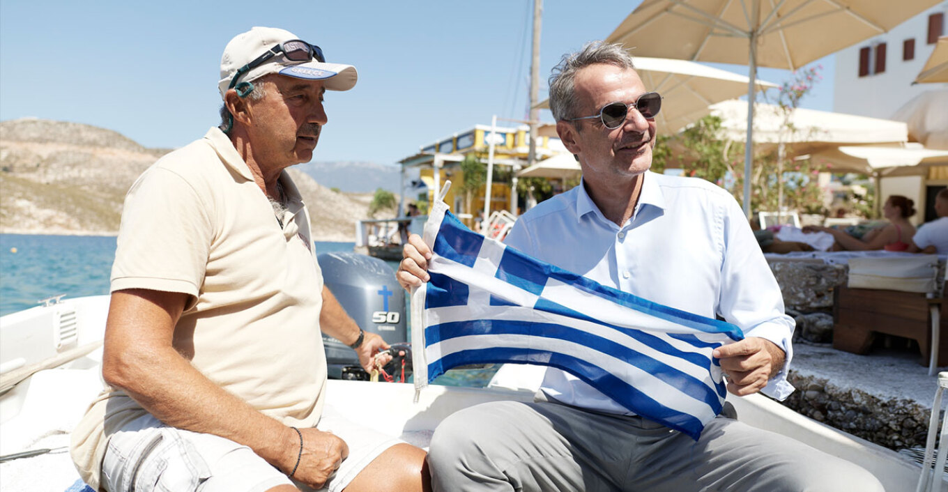 Μητσοτάκης από Καστελλόριζο: «Κλείνουμε όλα τα ανοιχτά μέτωπα στην επόμενη τετραετία» - 37 έργα υποδομών, σπίτια σε γιατρούς