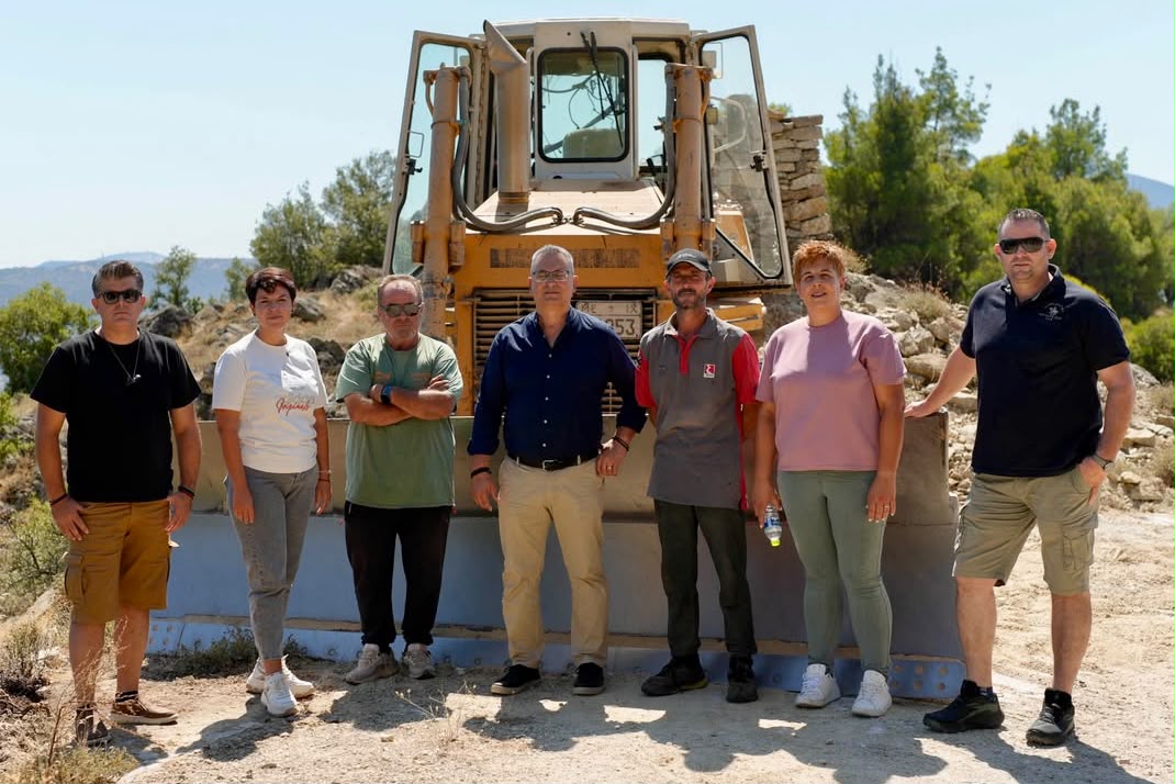 Αυτοψία της Μαρίας Γαλλιού  σε  έργα αγροτικής οδοποιίας στην Ελασσόνα