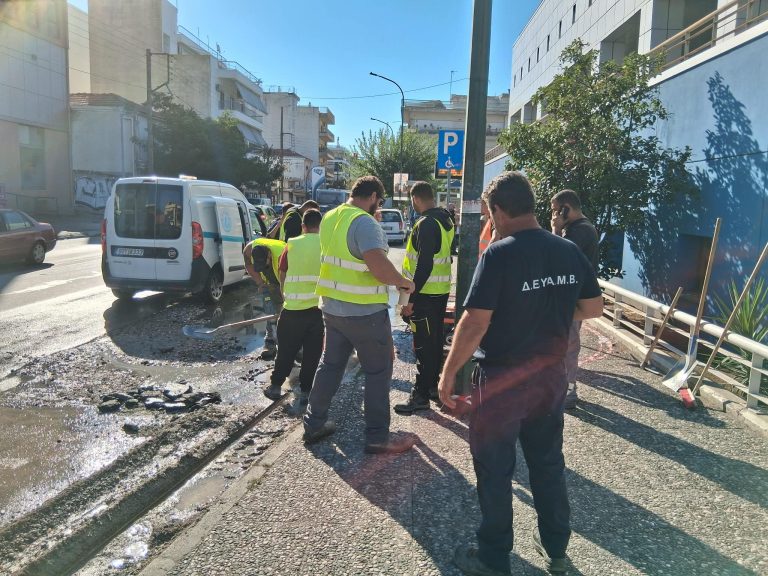 Βόλος: Εναλλακτική υδροδότηση μετά την βλάβη στον κεντρικό αγωγό έπειτα από θραύση σε εργασίες οπτικών ινών