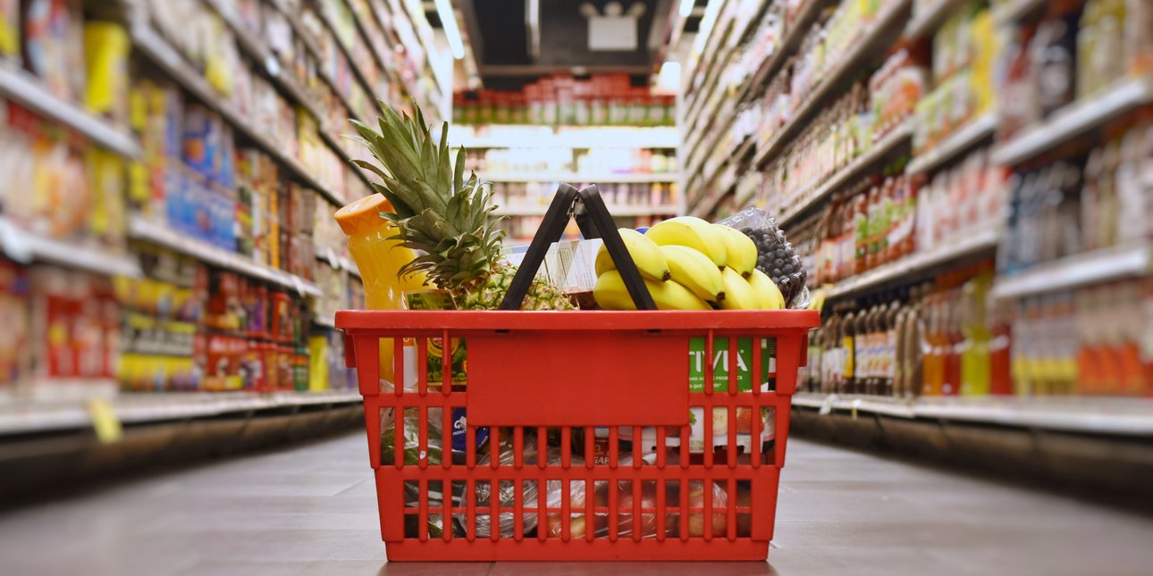 Στροφή σε Made in Greece προϊόντα και ιδιωτικής ετικέτας: Η ελληνική παραγωγή στο επίκεντρο της συγκράτησης των τιμών